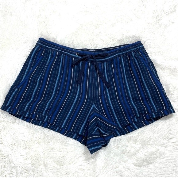 The gap Blue on blue striped drawstring shorts - Picture 1 of 6